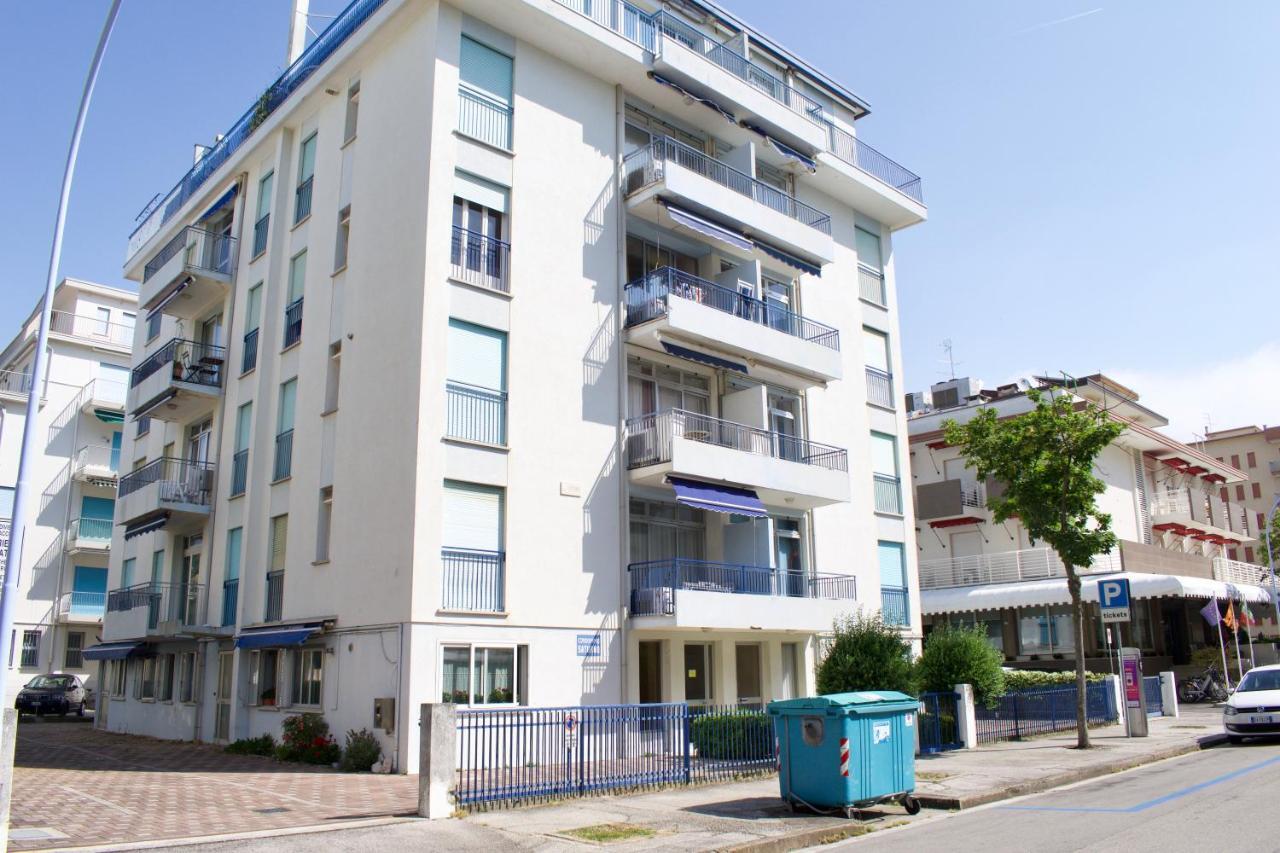 App4Rent Saturno 4 - Family Apartment, Wifi, Parking Τζεσόλο Λίντο Εξωτερικό φωτογραφία