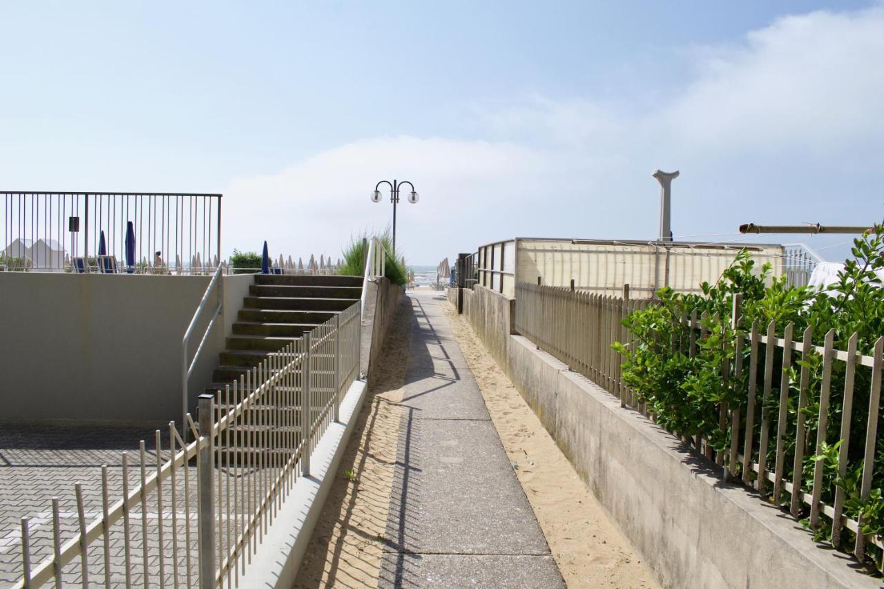 App4Rent Saturno 4 - Family Apartment, Wifi, Parking Τζεσόλο Λίντο Εξωτερικό φωτογραφία