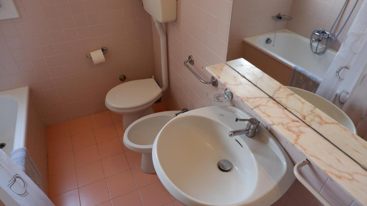 App4Rent Saturno 4 - Family Apartment, Wifi, Parking Τζεσόλο Λίντο Εξωτερικό φωτογραφία
